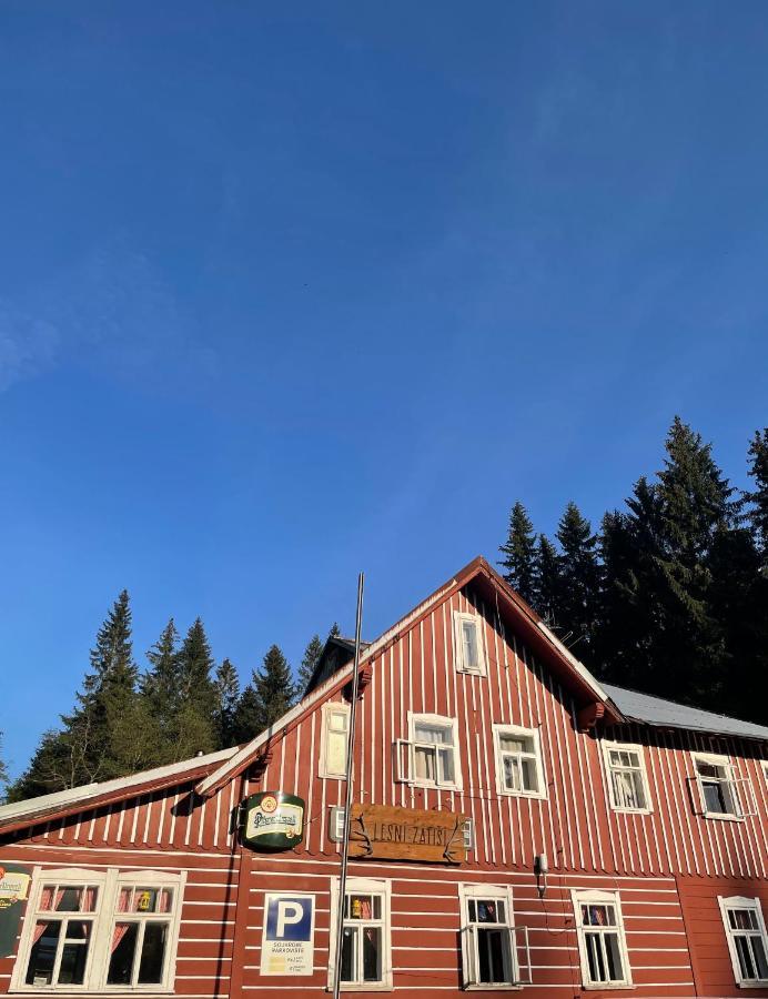 Penzion Lesni Zatisi- Harrachov Εξωτερικό φωτογραφία